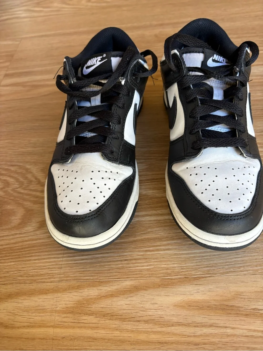 Nike Youth Black and White Low-Top Sneakers Pandas